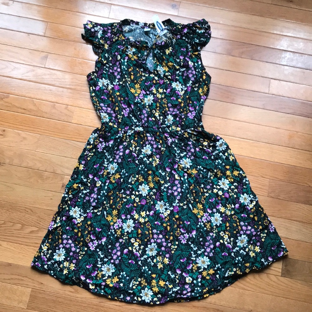 Flutter sleeve, floral dress